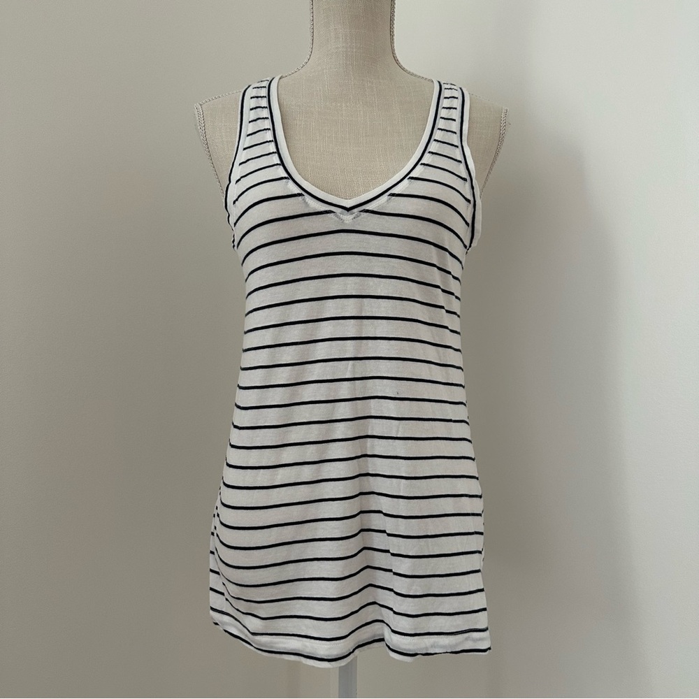 Like New! Banana Republic White and Navy V-neck Striped Zip Back Tank, Medium.